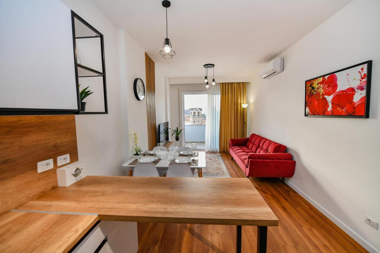 New Central Apartment Shkoder Luaran gambar