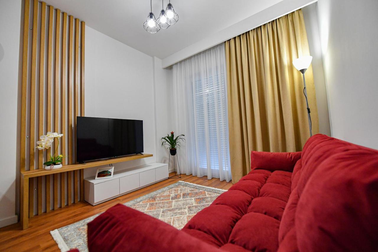 New Central Apartment Shkoder Luaran gambar