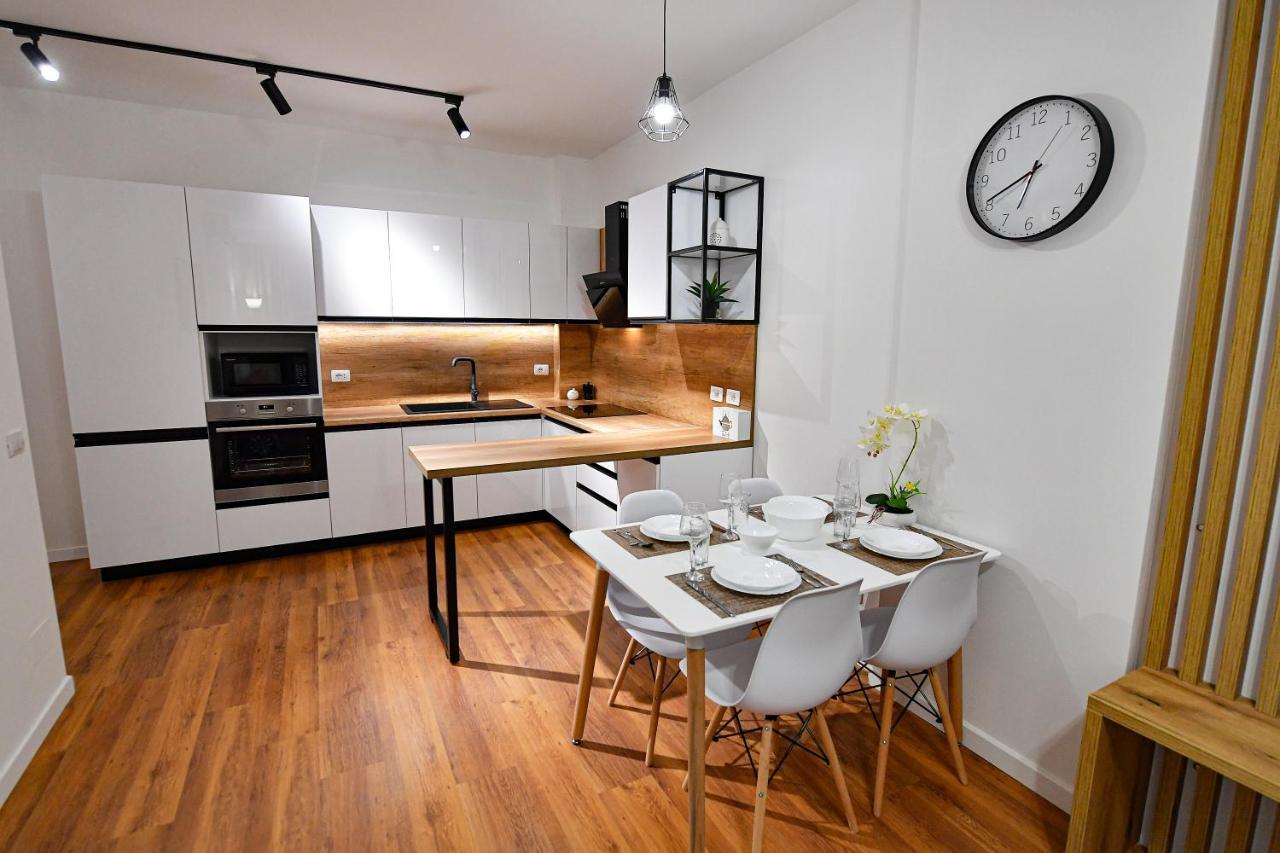 New Central Apartment Shkoder Luaran gambar