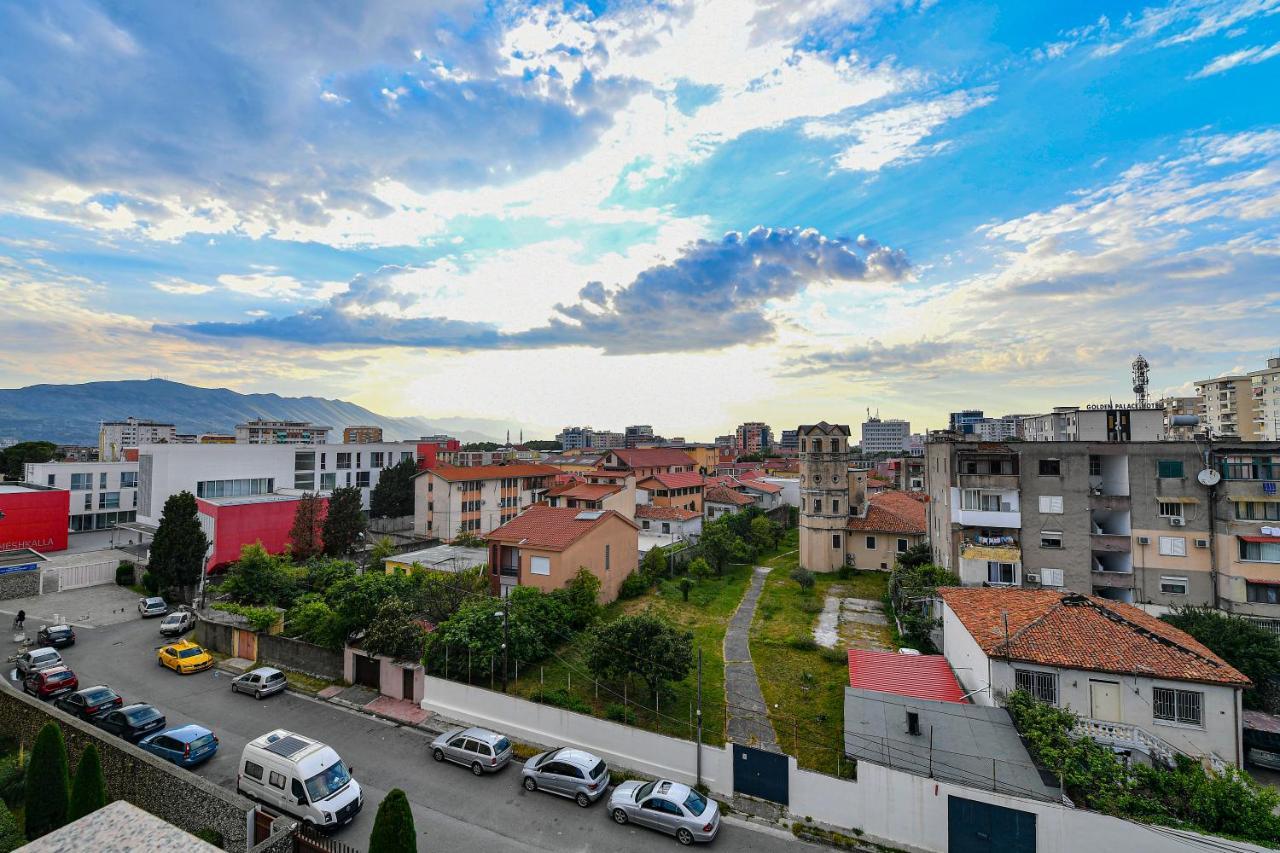 New Central Apartment Shkoder Luaran gambar